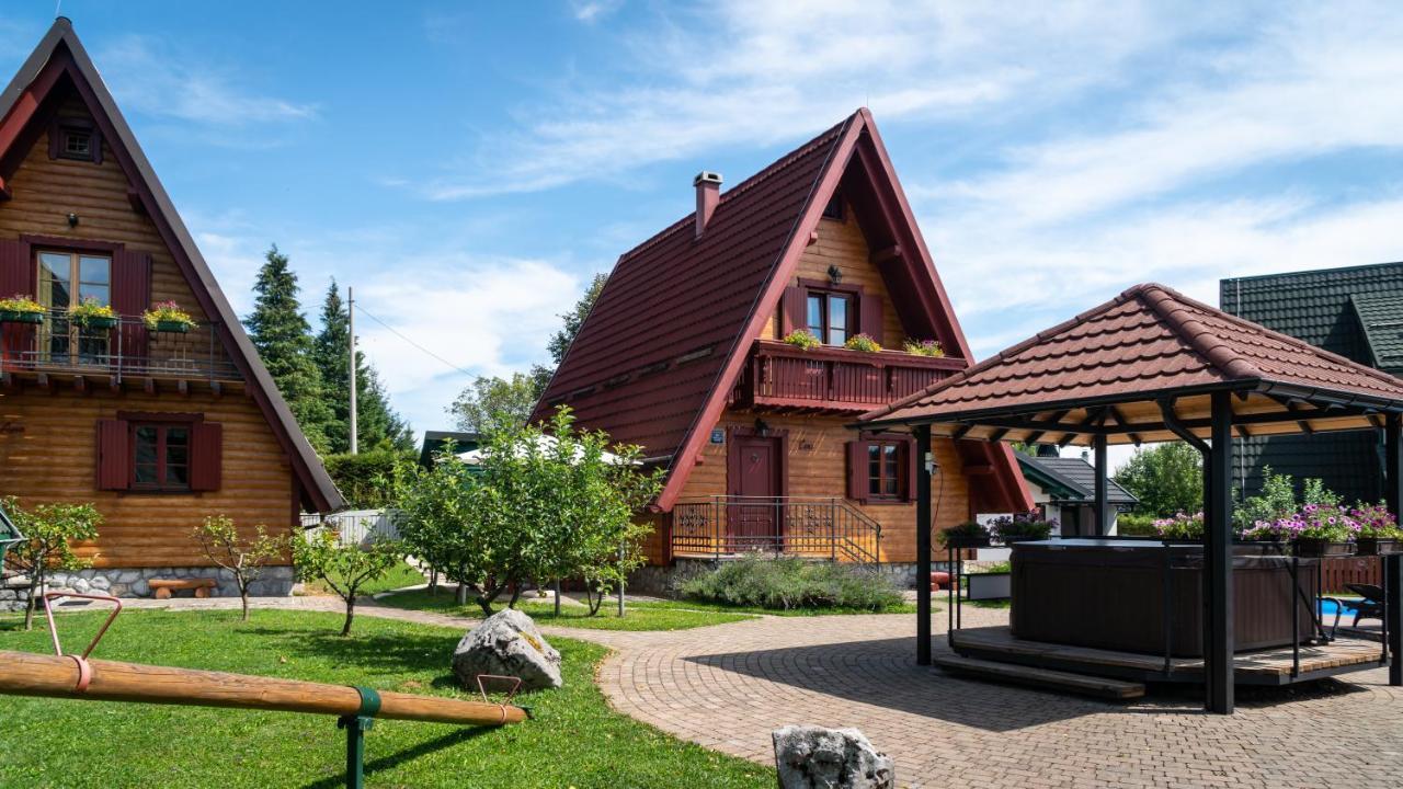 Вилла Chalets Runolist Црни-Луг Экстерьер фото